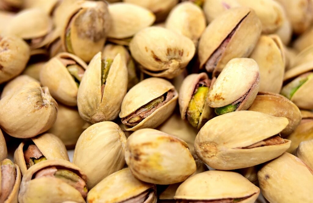 体臭改善に効果的な食べ物とは？