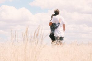 女性が好きな匂いの食べ物は男性にどう影響するのか？