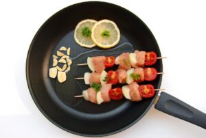 食生活を見直して体臭を改善するためのポイントは？