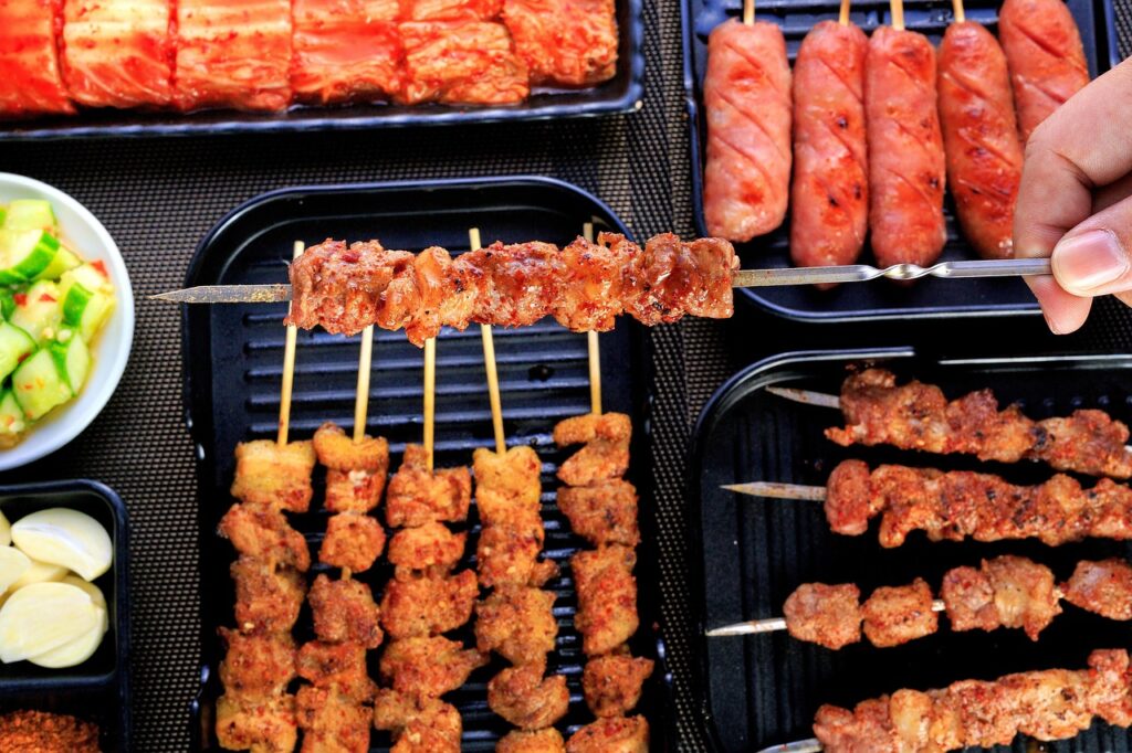焼肉を食べた後の体臭が残る時の食事対策は？
